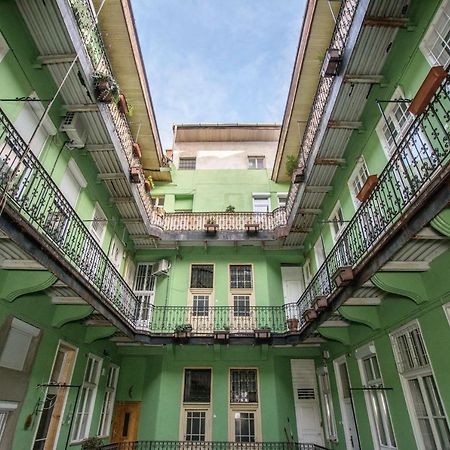 Timeless Apartment With Free Private Parking Budapest Exterior photo